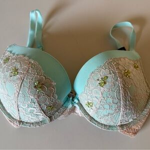 Limited edition Swarovski x Victoria’s Secret Collection Gorgeous Dream Angels